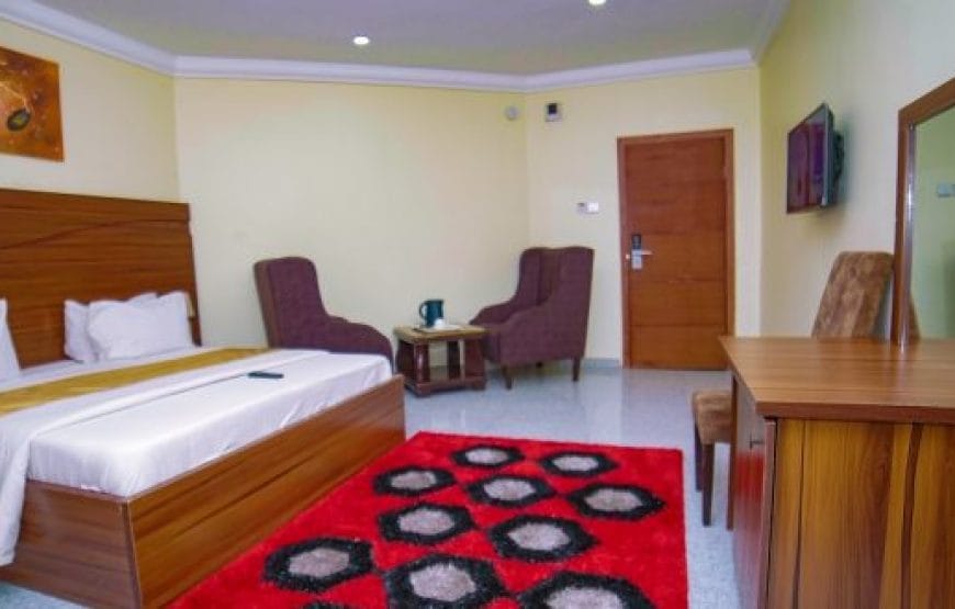 Macyview Hotel