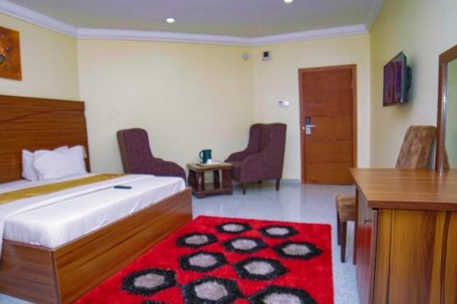 Macyview Hotel